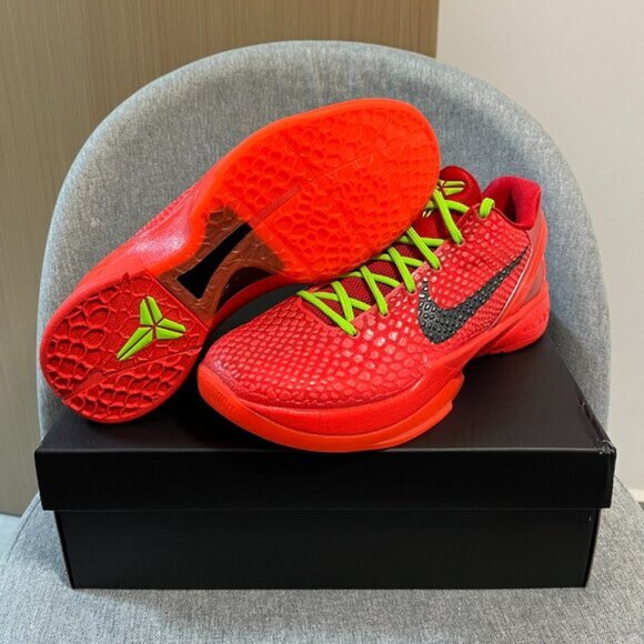 Athletic_Shoes